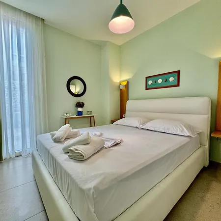 Coast, 148 Paljasa